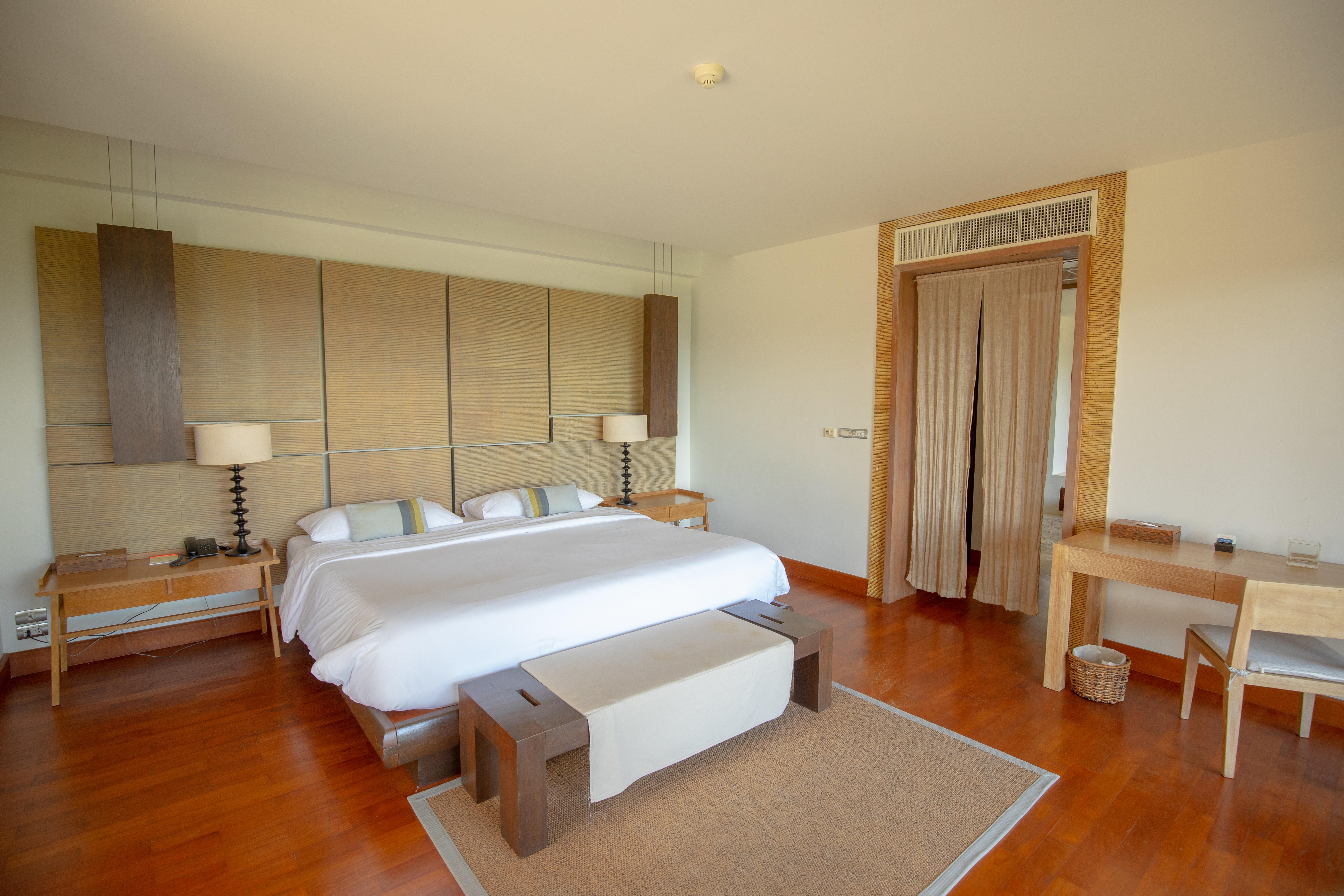 Sri Panwa Phuket Luxury Pool Villa Hotel - Sha Plus Exteriér fotografie A bedroom at the hotel