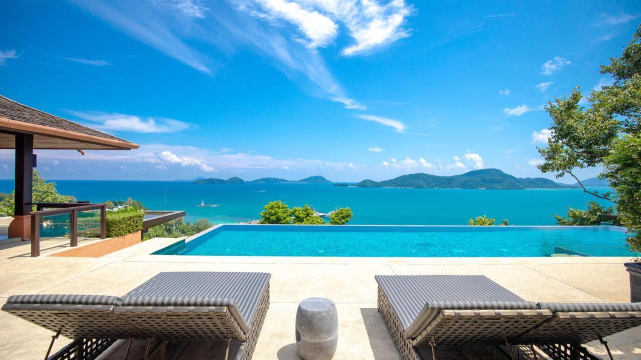 Sri Panwa Phuket Luxury Pool Villa Hotel - Sha Plus Exteriér fotografie View of the Andaman Sea from the pool at the Villa Punita